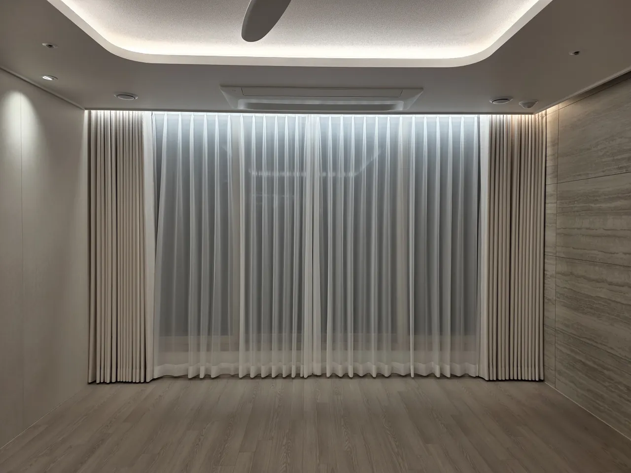 창우동 생활 방수 우드 블라인드